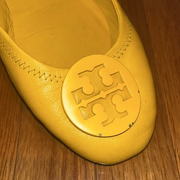 Tory Burch bright yellow ballet styled flats size 7 - Picture 2 of 16